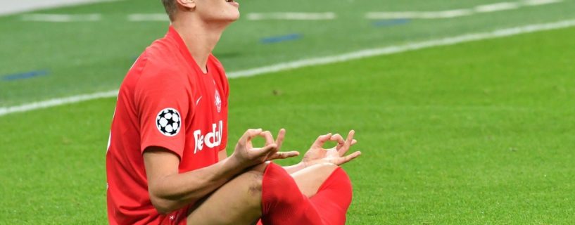 Håland og Sørloth på ukens lag i FIFA Ultimate Team of the Week