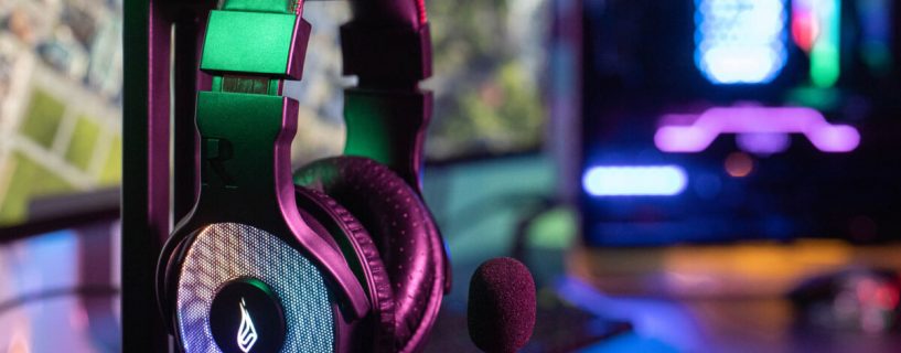 Videoanmeldelse og Konkurranse: Surefire Harrier 360 USB Headset og Condor Claw Gaming-mus